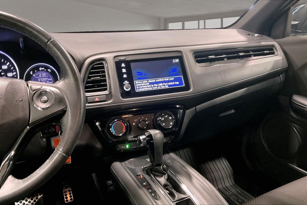Used 2019 Honda HR-V Sport image 10