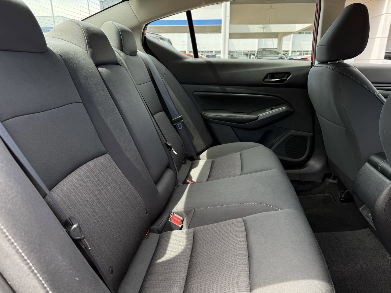 Used 2025 Nissan Altima 2.5 SV image 23