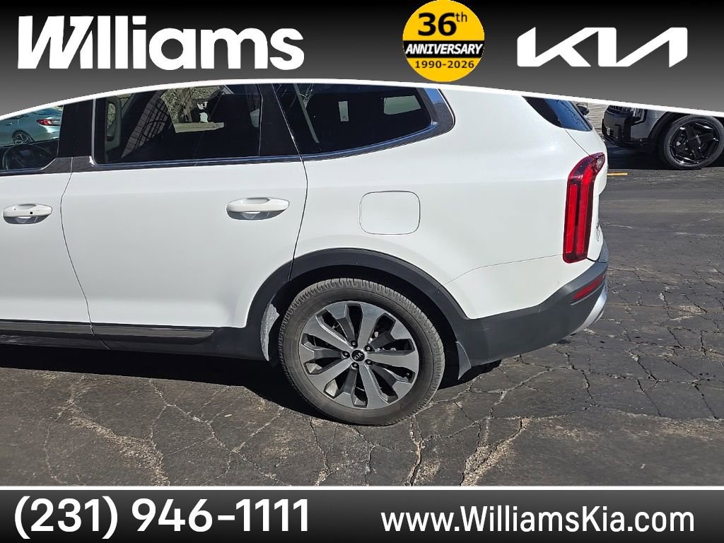 Used 2020 Kia Telluride EX w/ EX Premium Package AWD/4WD image 5