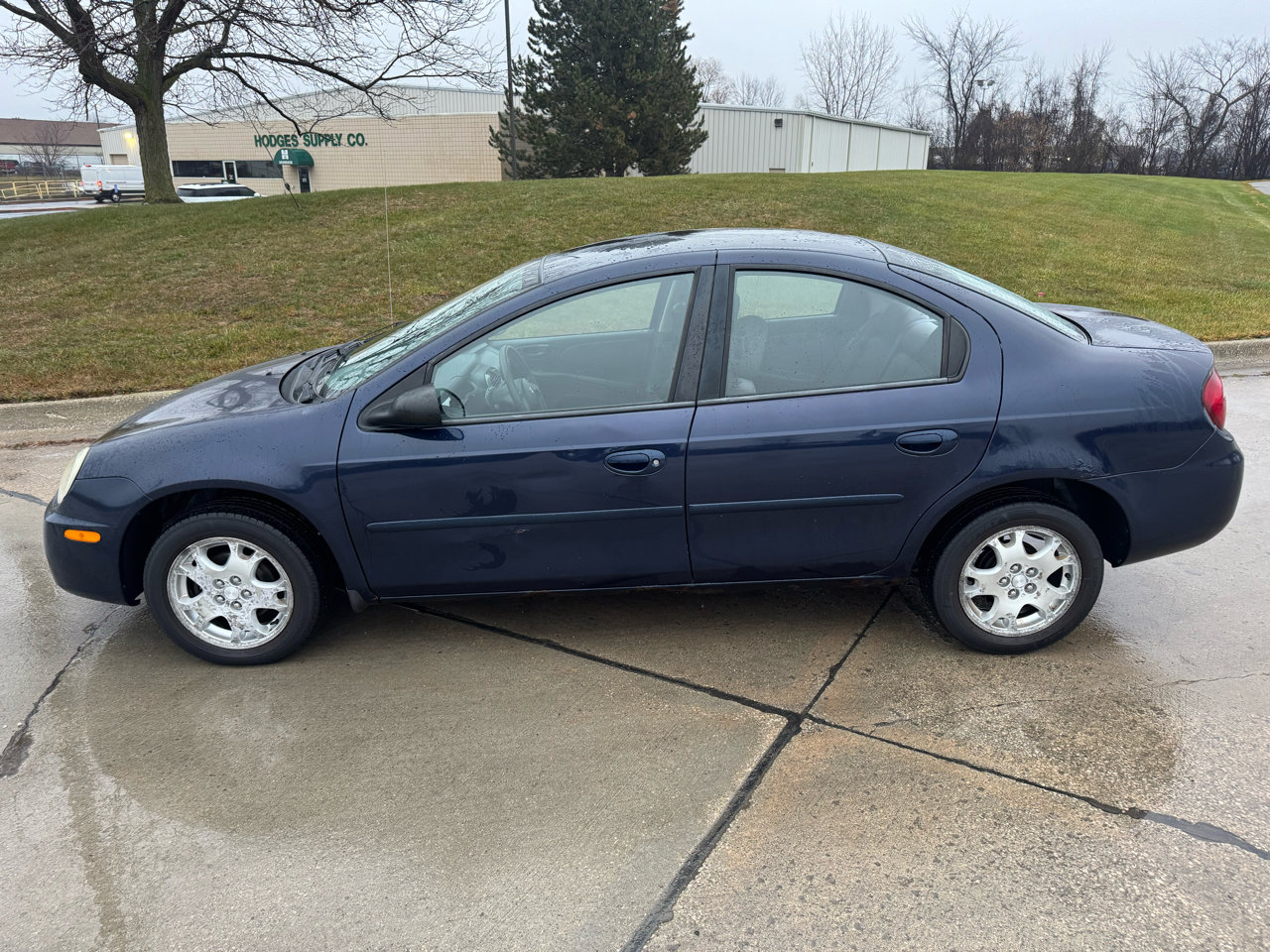 Used 2005 Dodge Neon SXT image 8