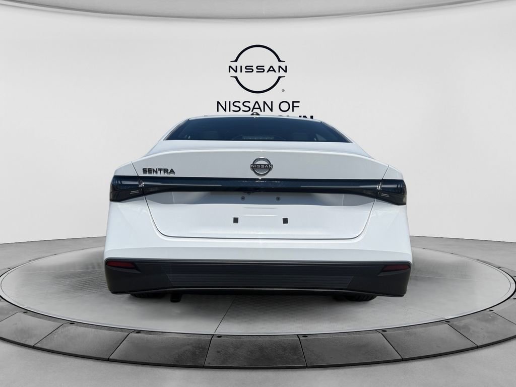New 2026 Nissan Sentra SV w/ SV Convenience Package FWD image 4