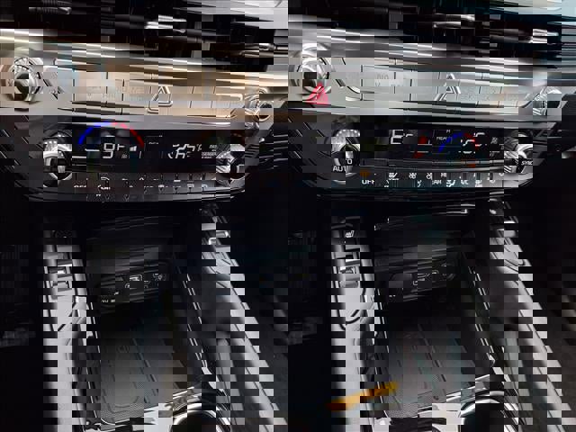 Used 2025 Kia Telluride S image 21