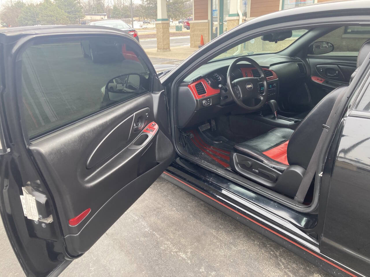 Used 2006 Chevrolet Monte Carlo SS image 10