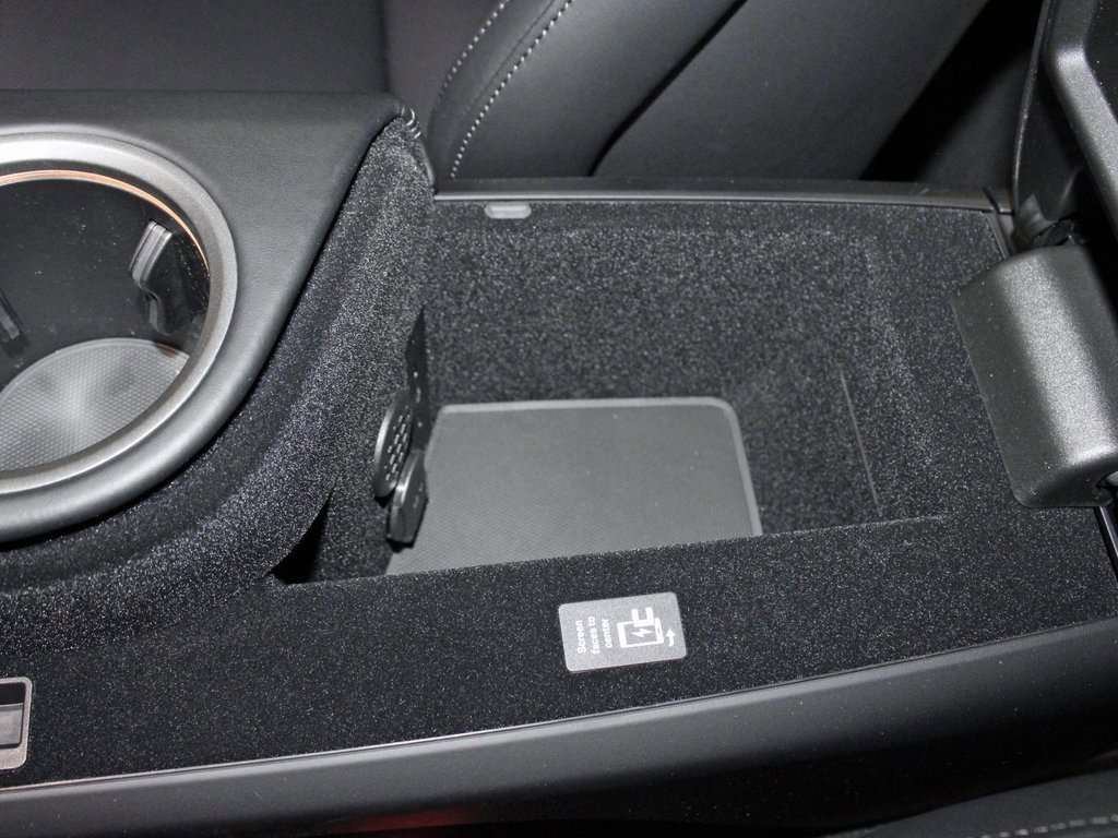 Used 2025 Porsche Taycan 4S image 34