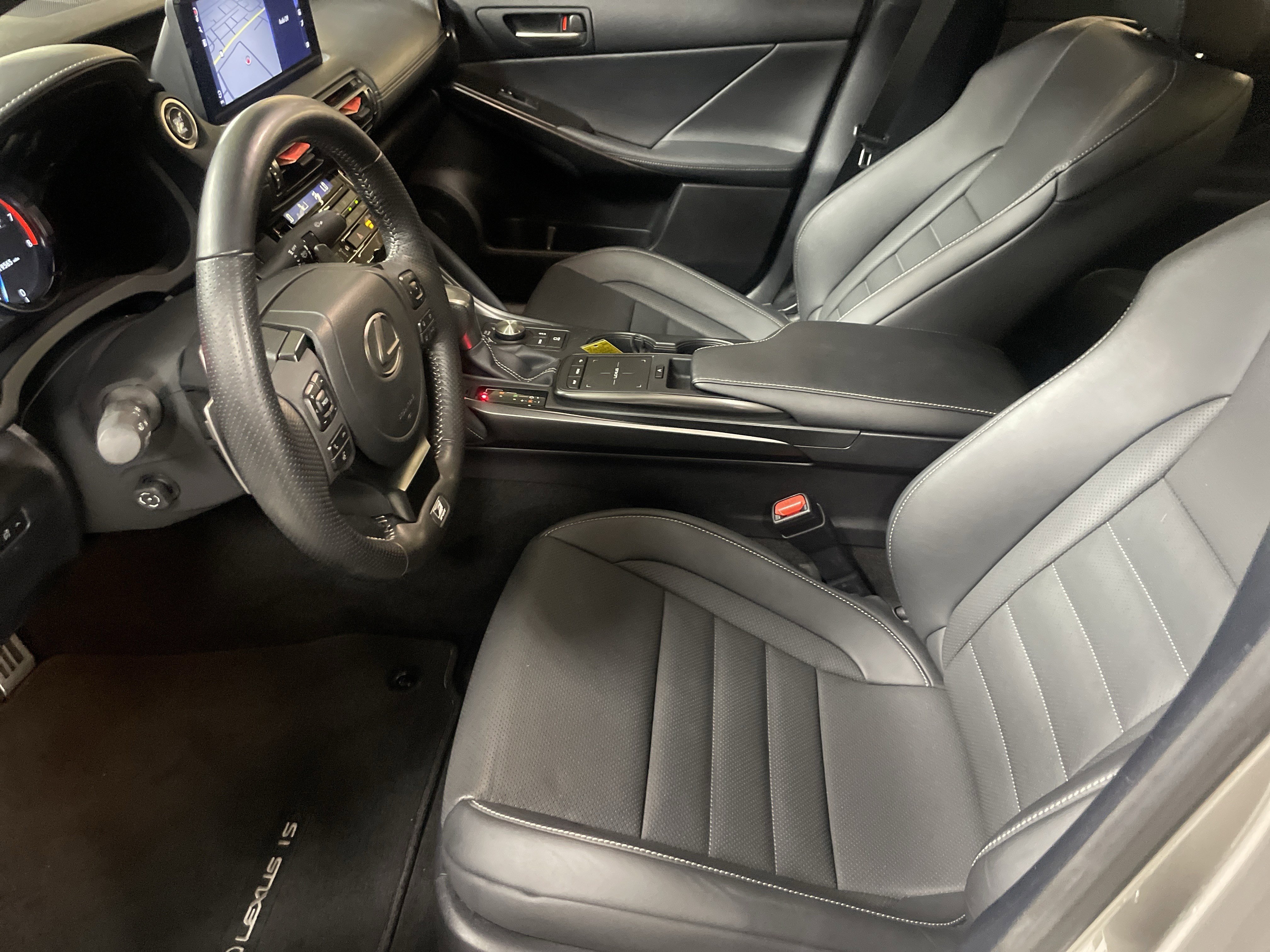 Used 2023 Lexus IS 350 F Sport w/ Navigation Package image 16