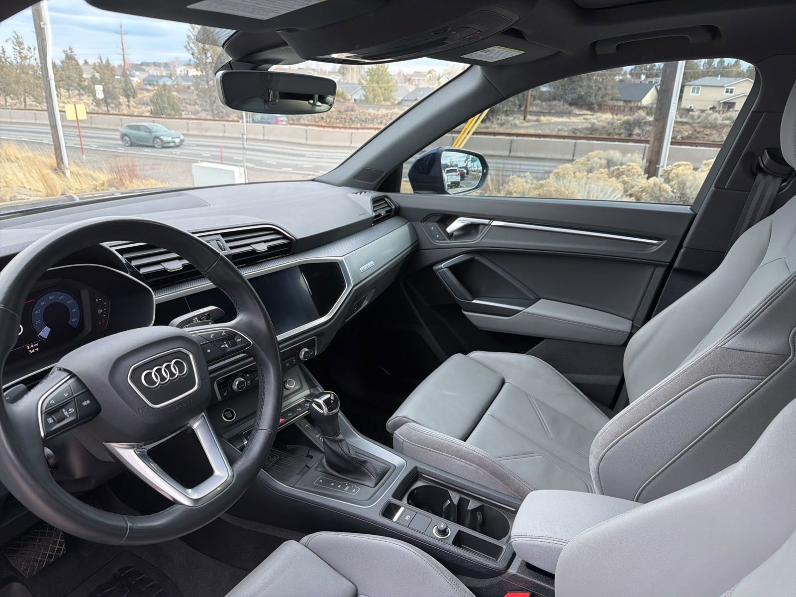 Used 2021 Audi Q3 2.0T Premium Plus w/ Premium Plus Package image 12