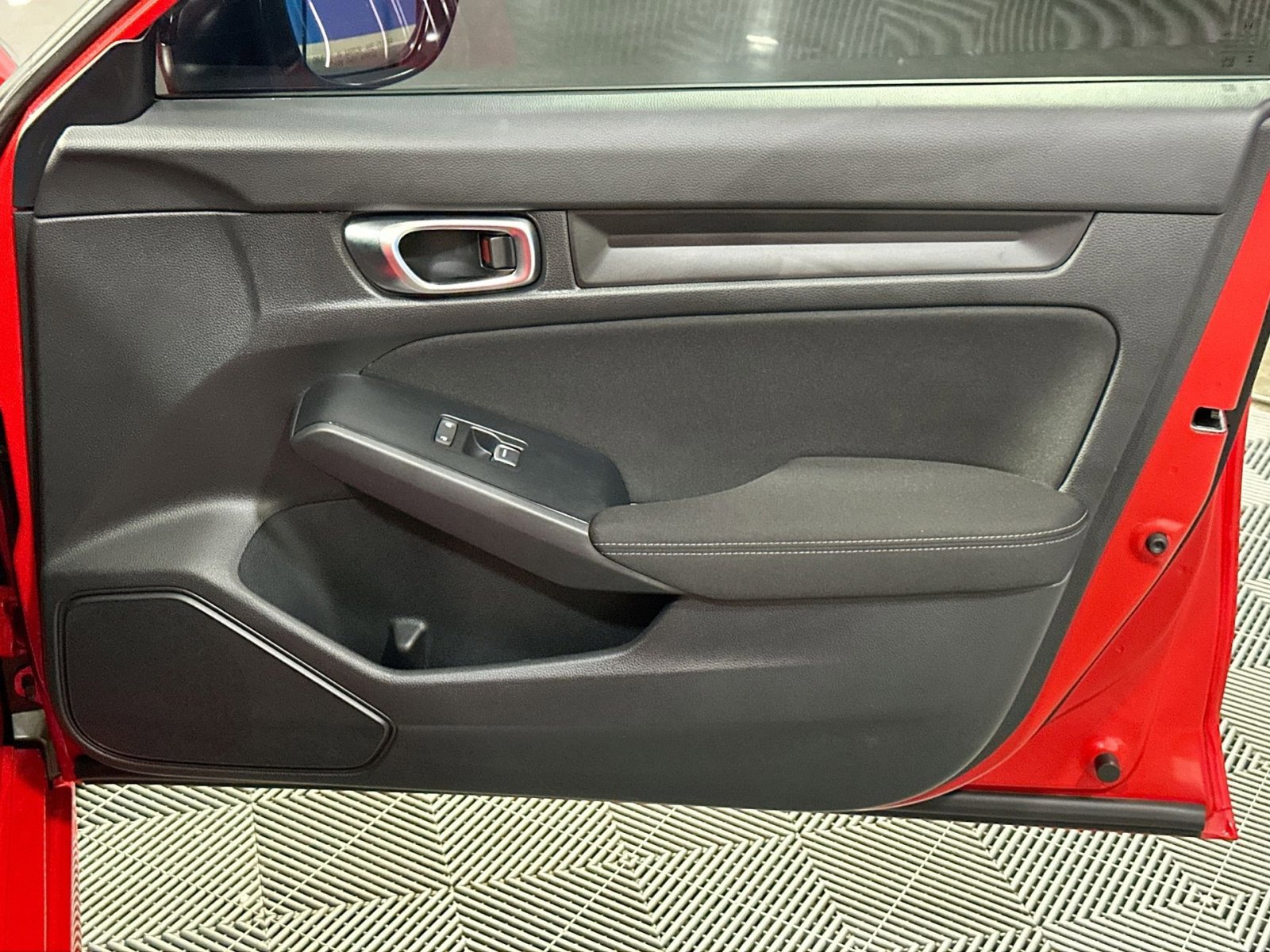 Used 2025 Honda Civic Sport image 34