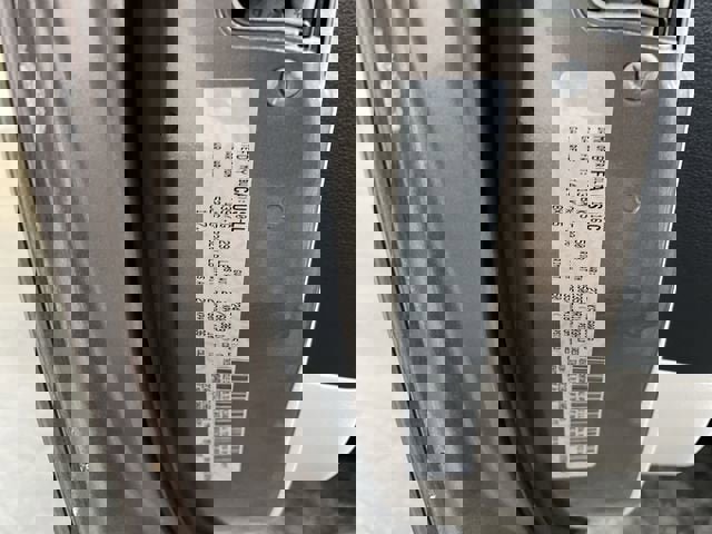 Used 2017 Chrysler Pacifica Touring-L w/ Tire & Wheel Group image 33