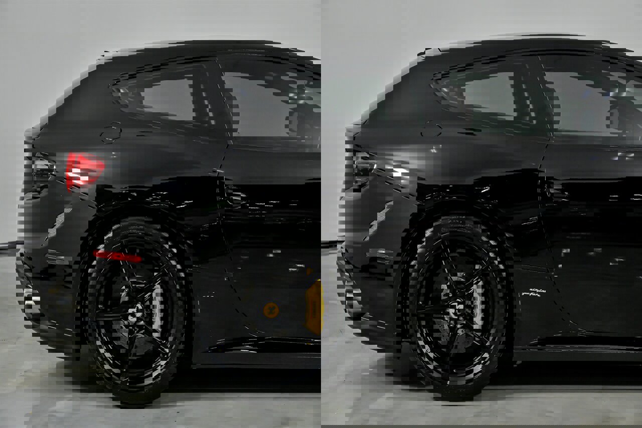 Used 2012 Ferrari FF image 13