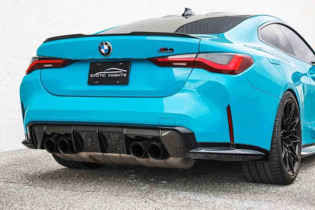 Used 2022 BMW M4 Competition w/ M Carbon Exterior Package image 9