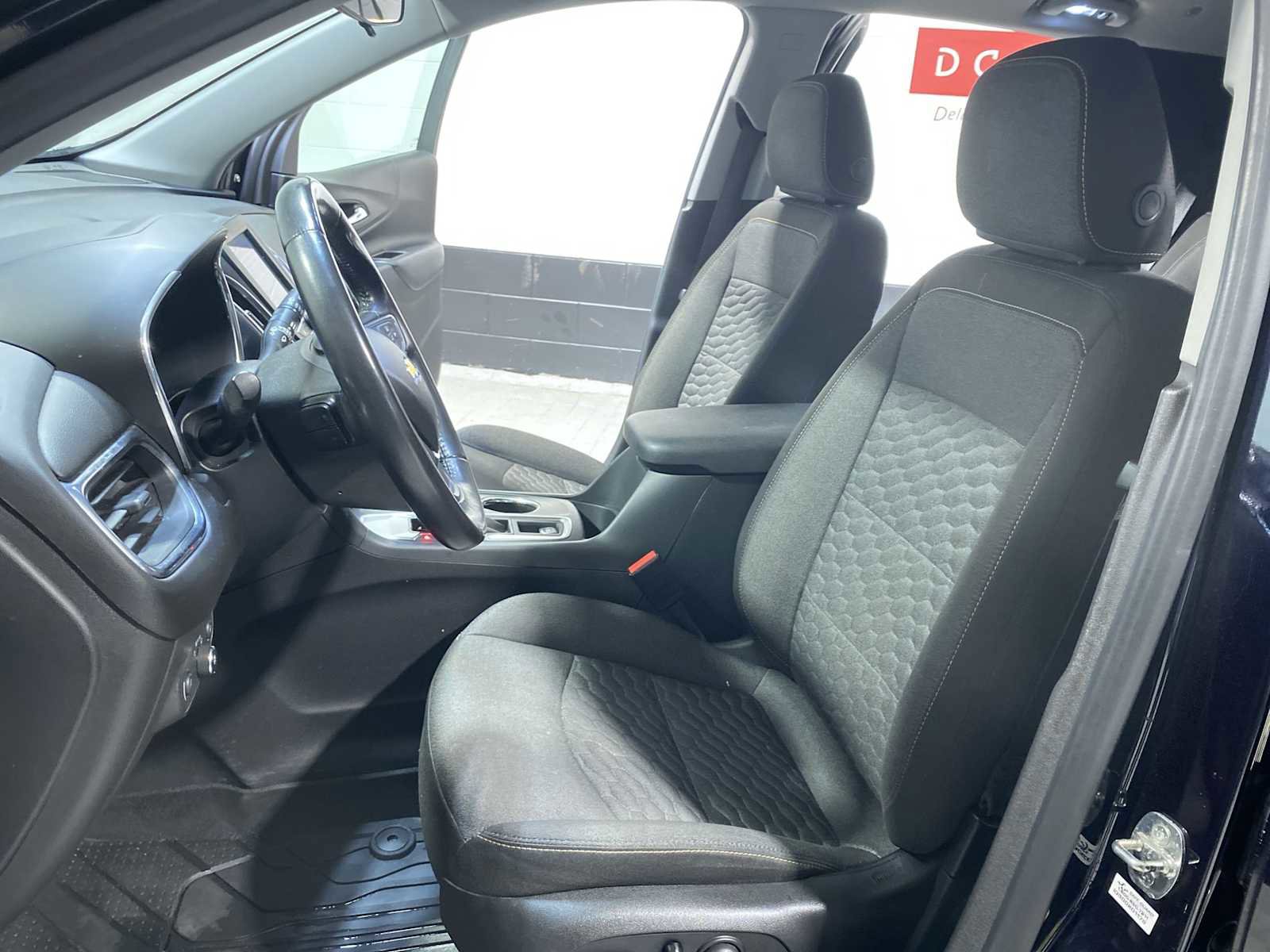 Used 2020 Chevrolet Equinox LT image 11