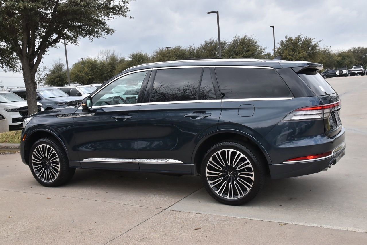 Used 2024 Lincoln Aviator Black Label w/ Dynamic Handling Package image 11