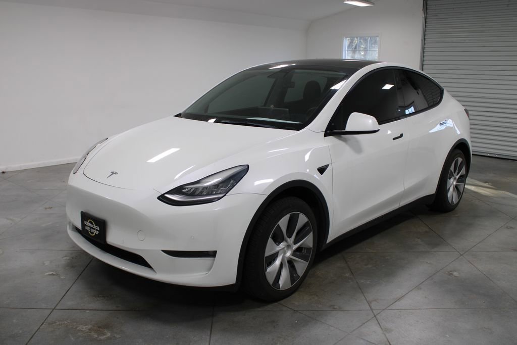 Used 2021 Tesla Model Y Long Range image 4