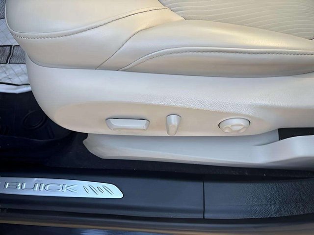 Used 2020 Buick Envision Preferred image 10