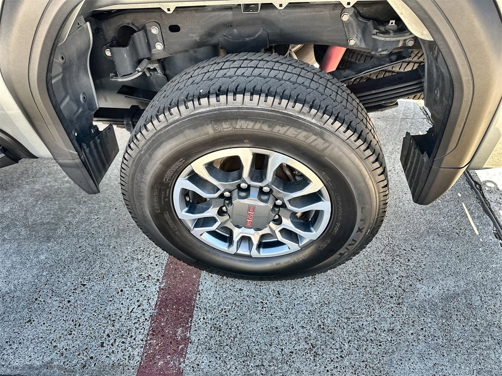 Used 2024 GMC Sierra 3500 SLE w/ SLE Value Package image 12