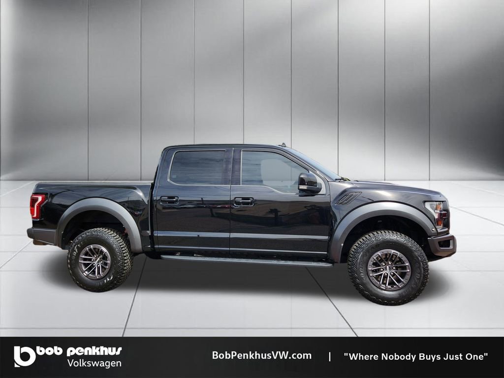 Used 2019 Ford F150 Raptor w/ Equipment Group 802A Luxury AWD/4WD image 24