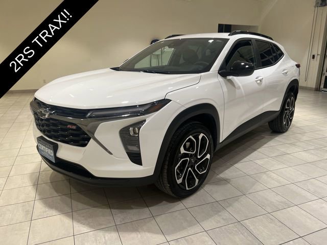 Certified 2025 Chevrolet Trax RS image 1