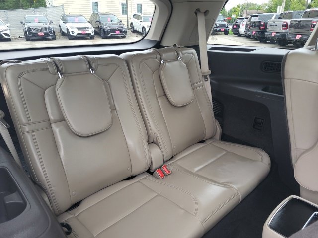 Used 2020 Lincoln Aviator Reserve w/ Equipment Group 202A AWD/4WD image 17