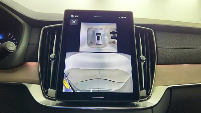 New 2026 Volvo XC90 B6 Plus w/ Protection Package AWD/4WD image 20