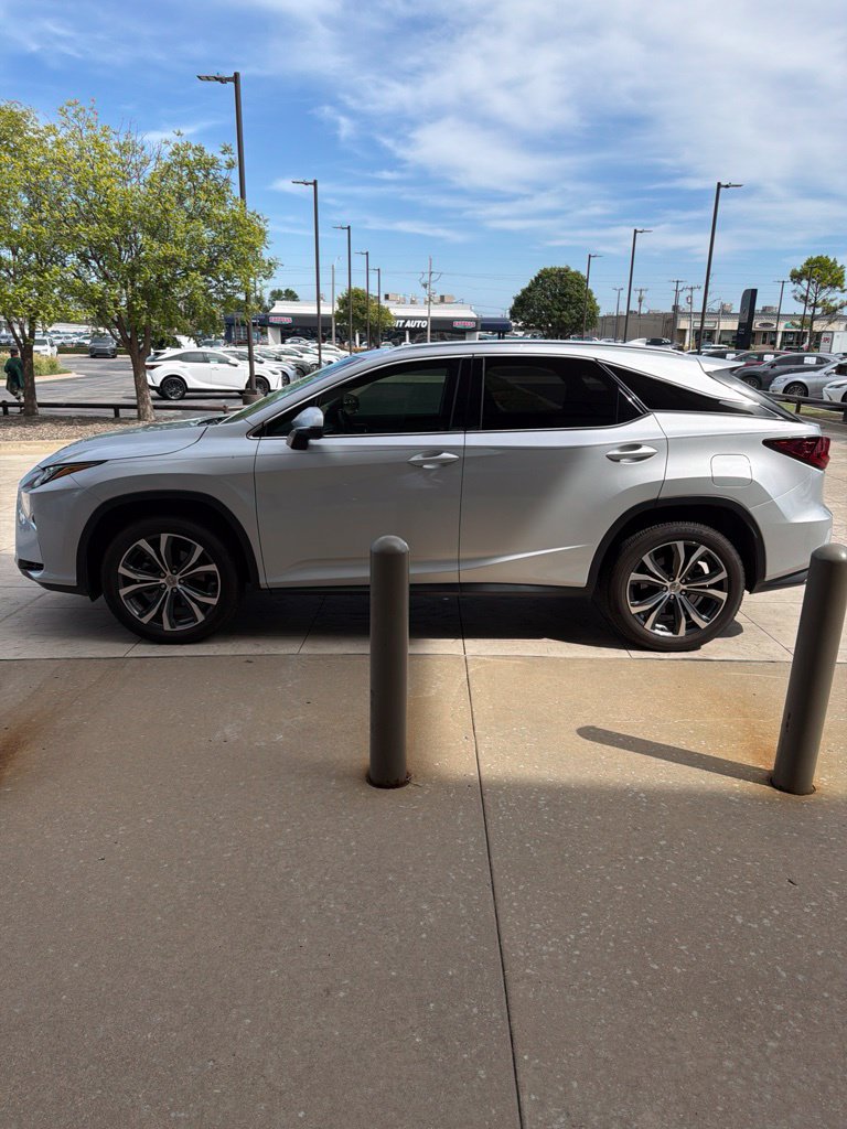 Used 2017 Lexus RX 350 FWD w/ Premium Package image 3