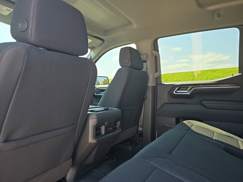 New 2026 Chevrolet Silverado 1500 LT Trail Boss w/ Convenience Package II AWD/4WD image 13