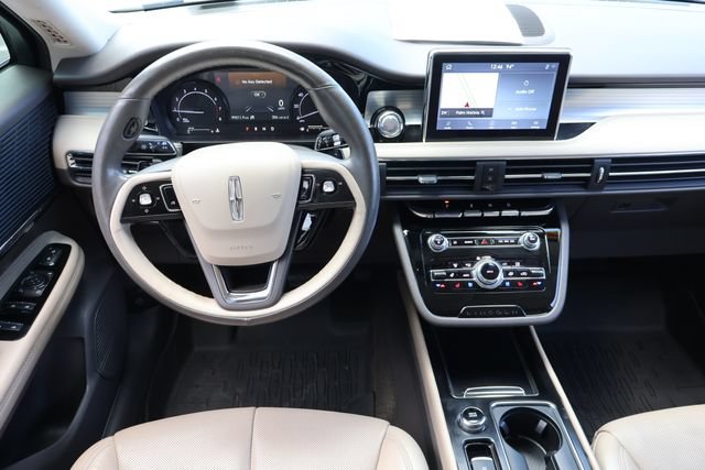 Used 2020 Lincoln Corsair FWD w/ Premium Package image 17