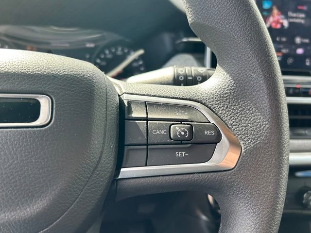 Used 2025 Jeep Compass Sport image 24