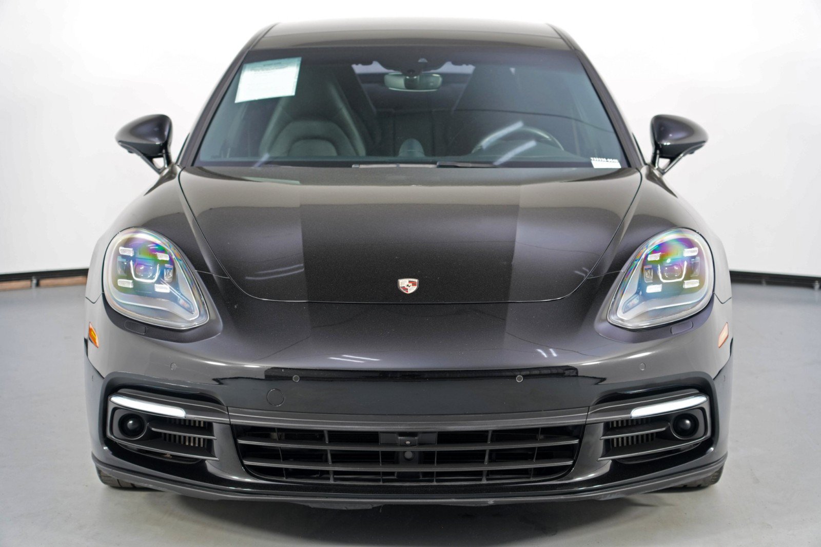 Used 2018 Porsche Panamera 4S w/ Premium Package Plus AWD/4WD image 48