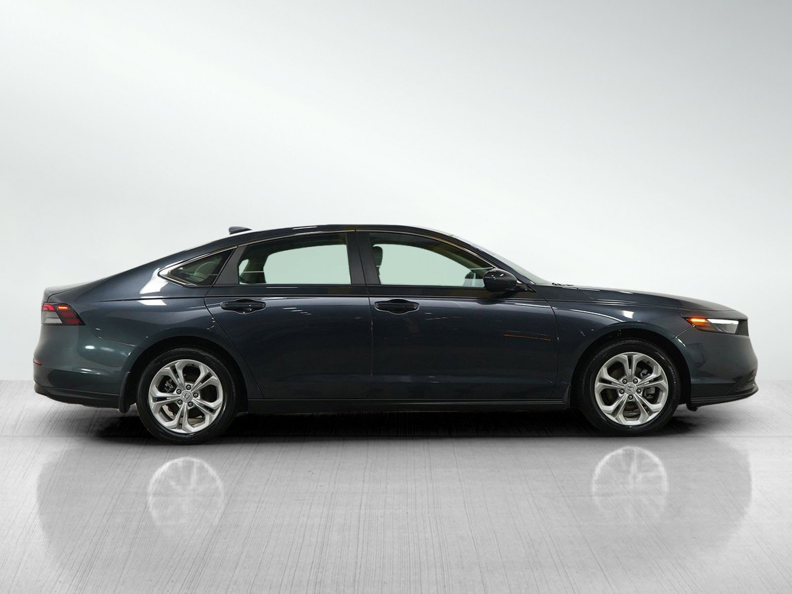 Used 2023 Honda Accord LX image 6