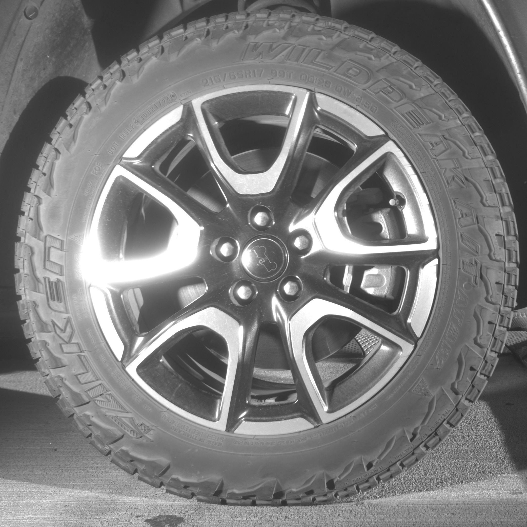 Used 2025 Jeep Compass Trailhawk AWD/4WD image 13