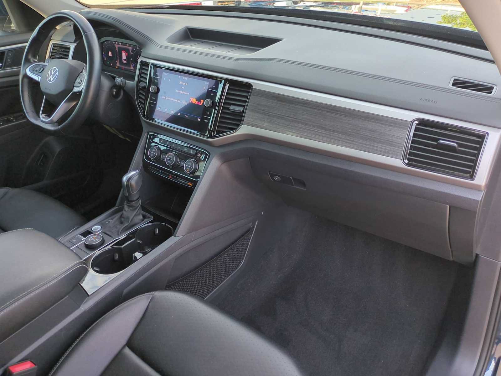Used 2021 Volkswagen Atlas SEL AWD/4WD image 29