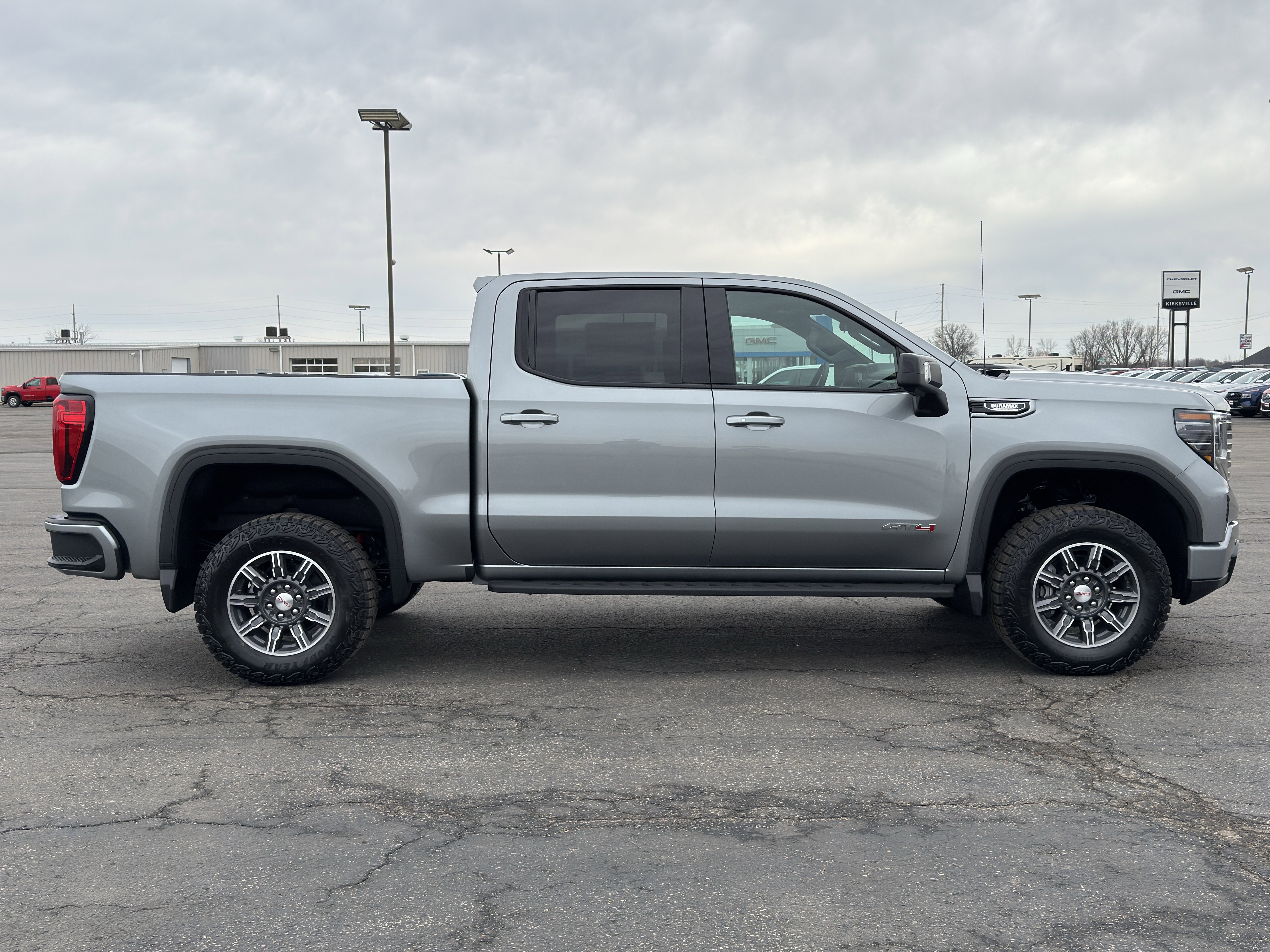 New 2026 GMC Sierra 1500 AT4 w/ AT4 Premium Package AWD/4WD image 3
