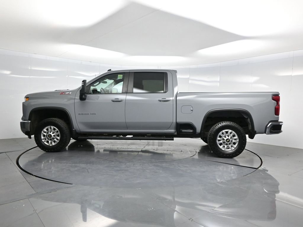 Used 2024 Chevrolet Silverado 2500 LT w/ Convenience Package image 41