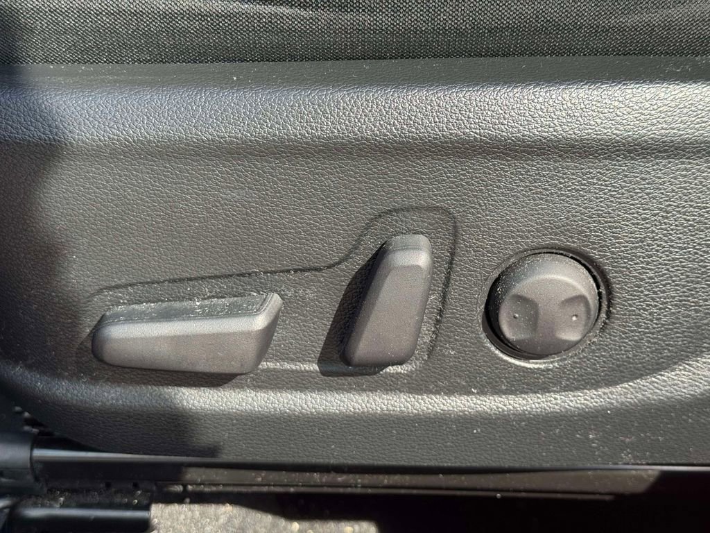 Used 2023 Kia Soul S image 16