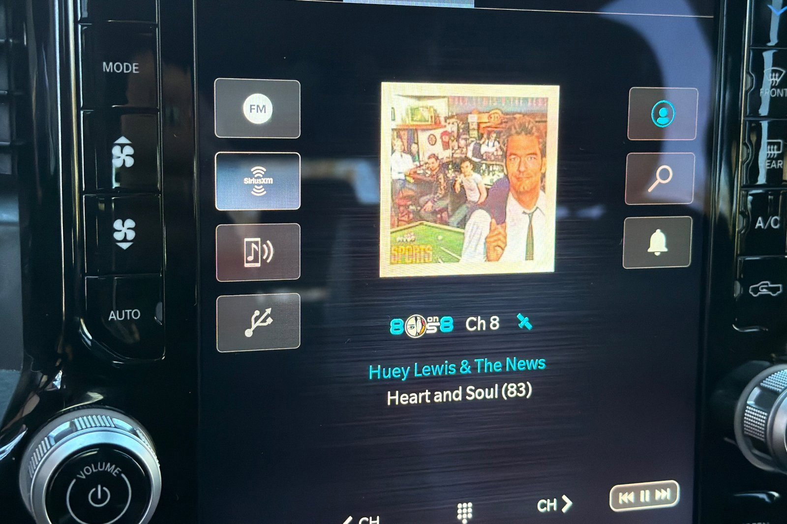 Used 2025 RAM 1500 Laramie image 17