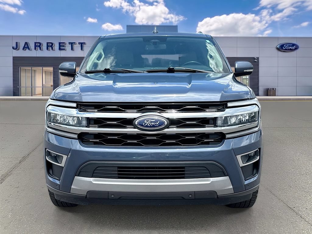Used 2023 Ford Expedition Max Limited RWD image 2