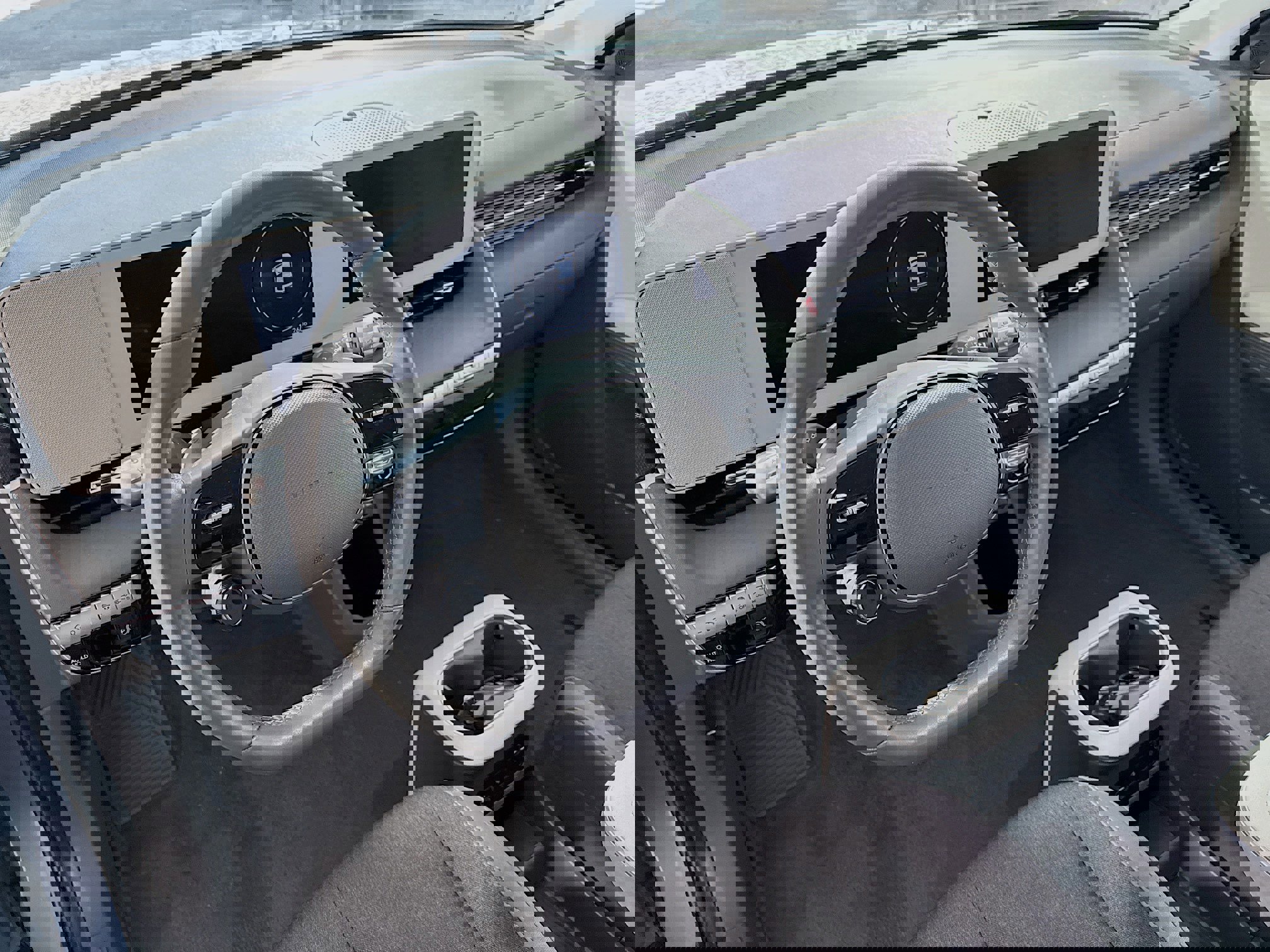 Used 2024 Hyundai Ioniq 5 SEL image 12