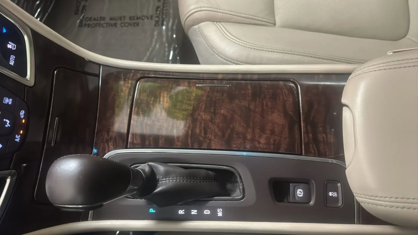 Used 2015 Buick LaCrosse Premium w/ Driver Confidence Package #1 FWD image 12
