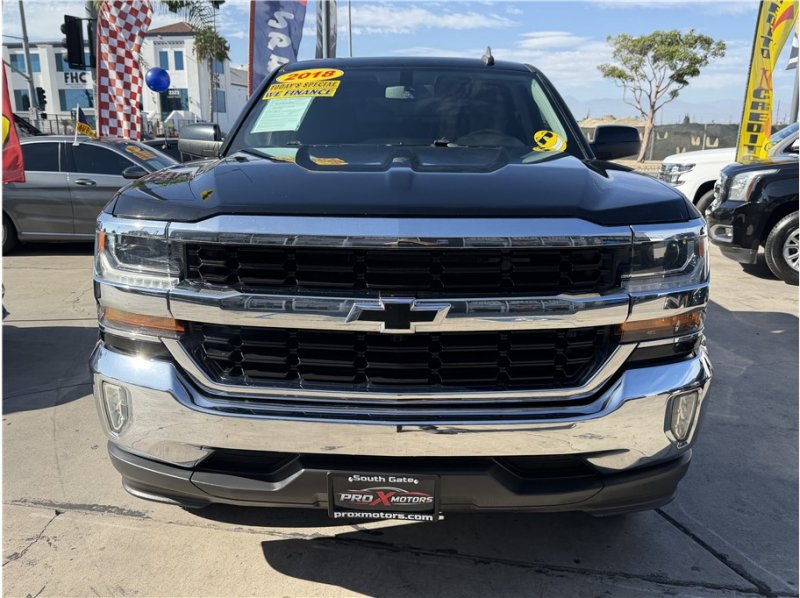 Used 2018 Chevrolet Silverado 1500 LT w/ All Star Edition RWD image 2