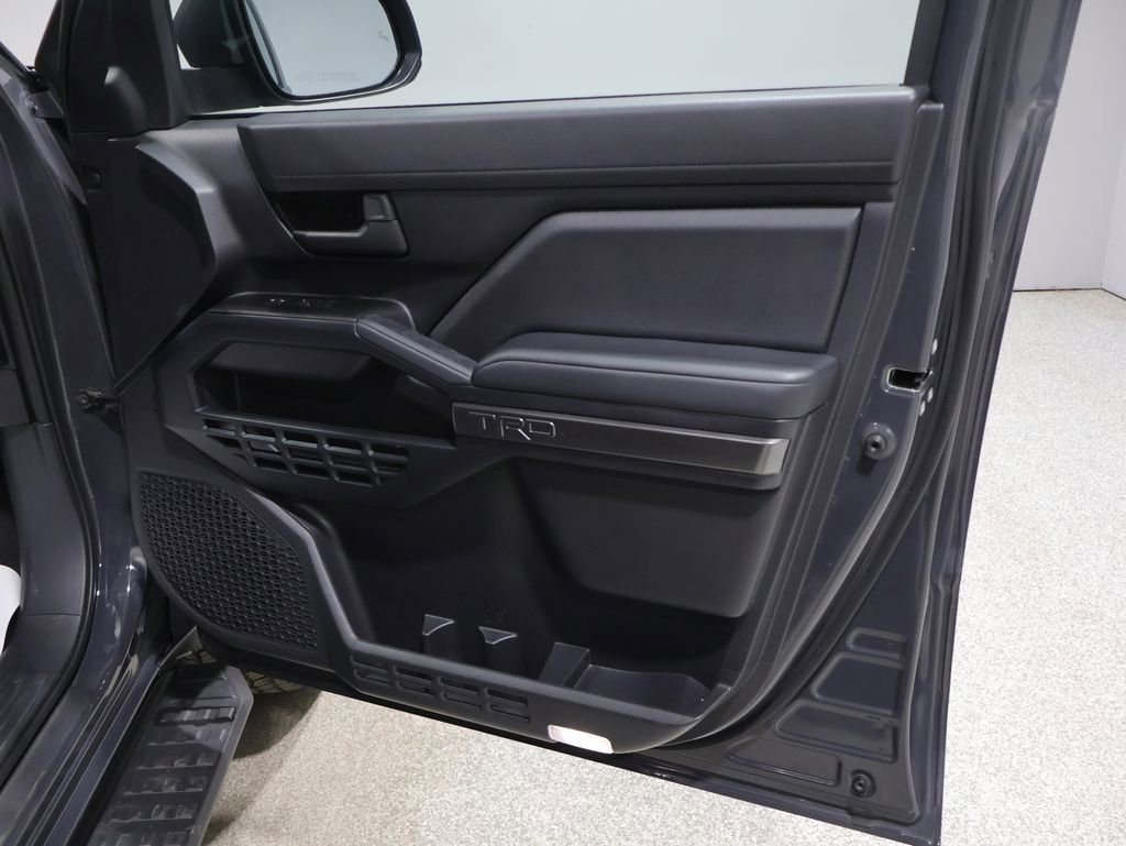 Used 2025 Toyota 4Runner TRD Off-Road image 26