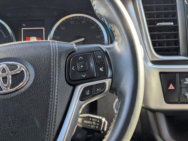 Used 2019 Toyota Highlander Limited image 22