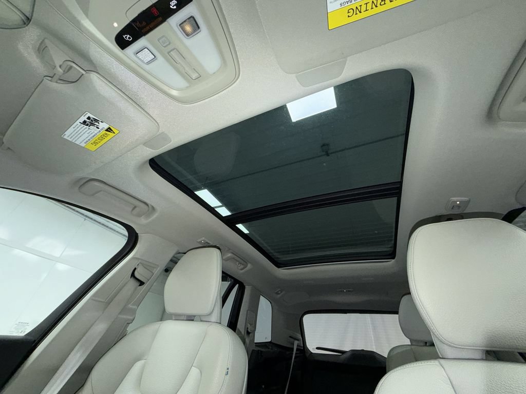 Used 2023 Volvo XC90 B6 Plus w/ Protection Package AWD/4WD image 10