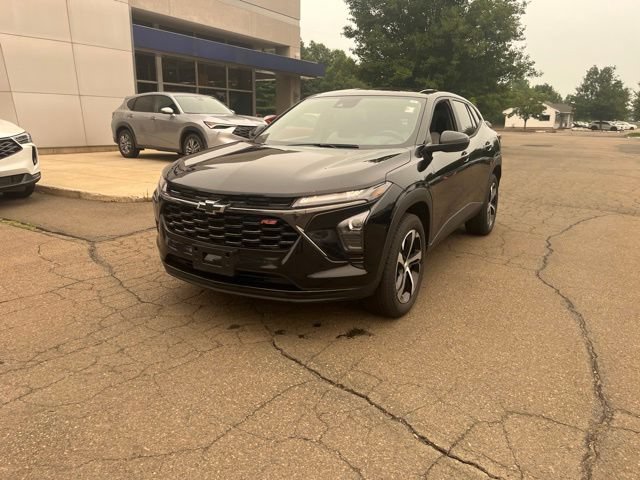 Used 2024 Chevrolet Trax RS w/ Driver Confidence Package FWD image 30