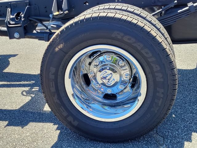 New 2026 RAM 3500 Tradesman w/ Chrome Appearance Group A AWD/4WD image 7