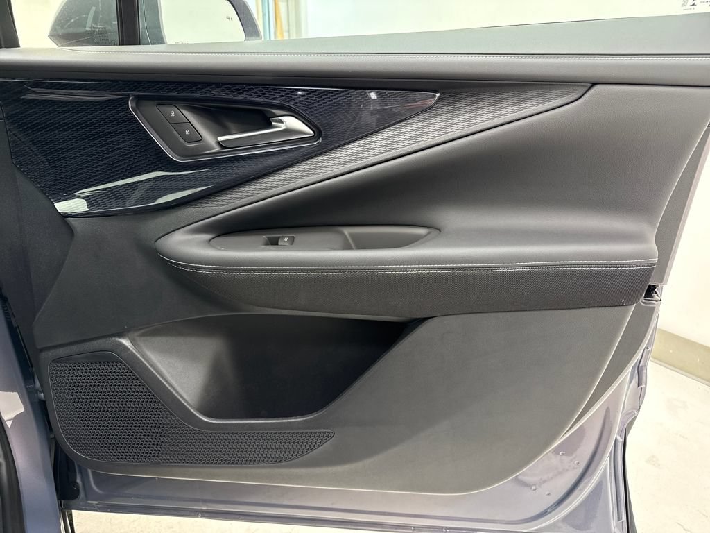 New 2026 Chevrolet Blazer EV LT AWD/4WD image 8