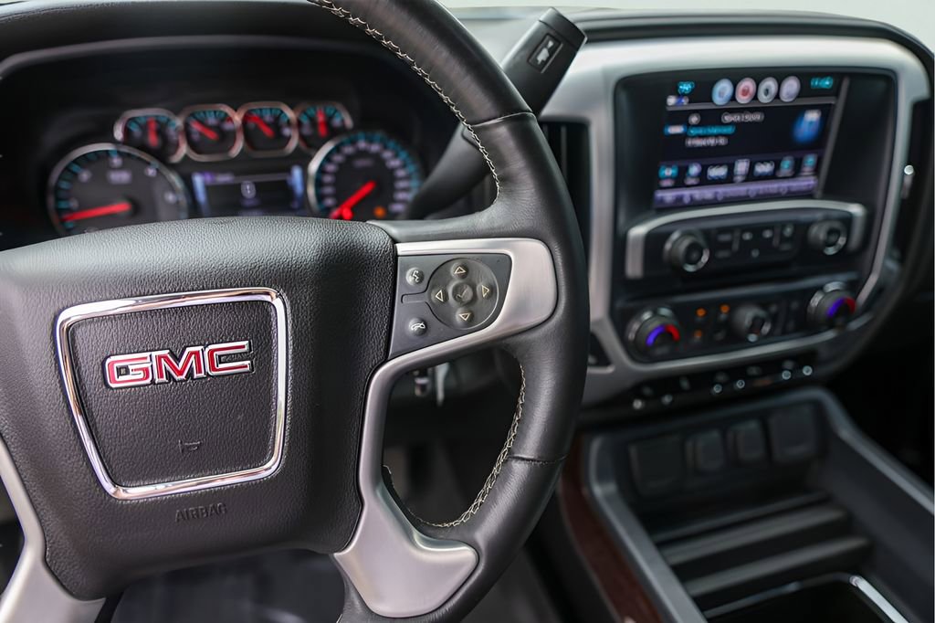 Used 2018 GMC Sierra 1500 SLT w/ Enhanced Driver Alert Package image 16