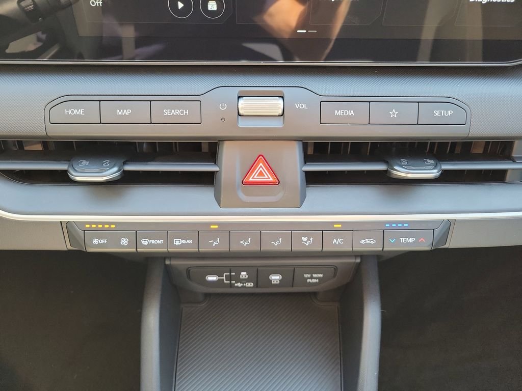 New 2026 Kia K4 FWD image 31