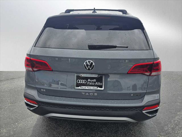 Used 2023 Volkswagen Taos SE w/ Panoramic Sunroof Package AWD/4WD image 4