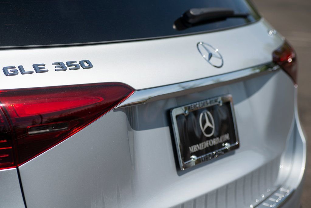 Used 2025 Mercedes-Benz GLE 350 4MATIC image 17