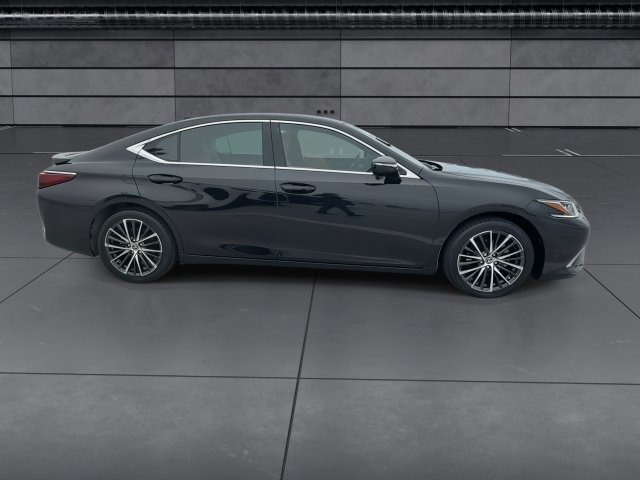 Certified 2024 Lexus ES 300h w/ Premium Package FWD image 9